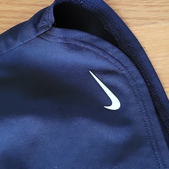 Womens size small nike shorts - Picture 3 of 7
